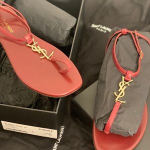 Sandals with the Saint Laurent